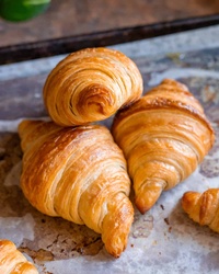 Croissants 2 Flavories  6 Packs