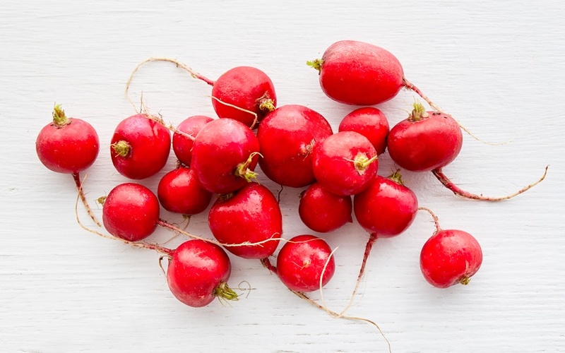 LOOSE  RED RADISH