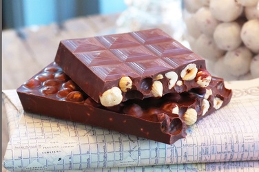 milk choc hazel bar