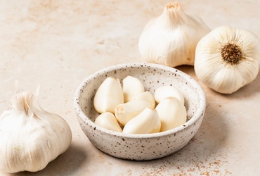 LOOSE GARLIC